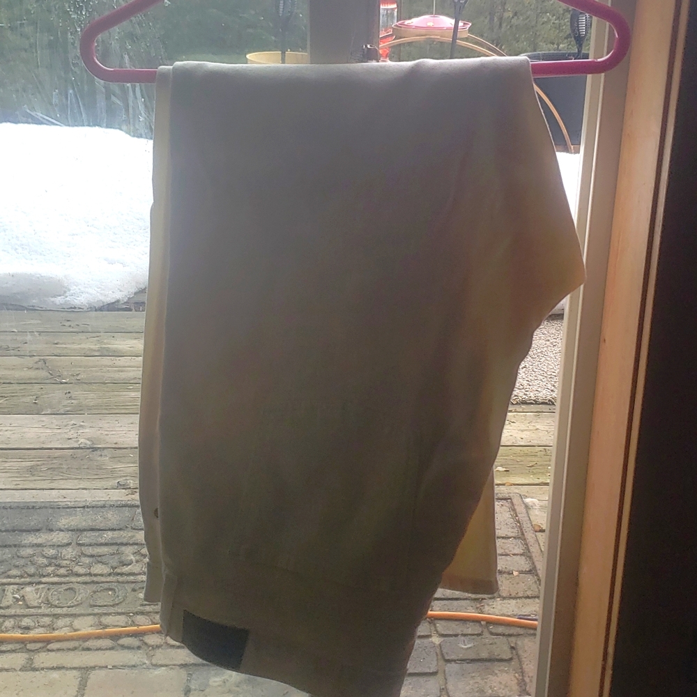 White Levi jeans plus size 20